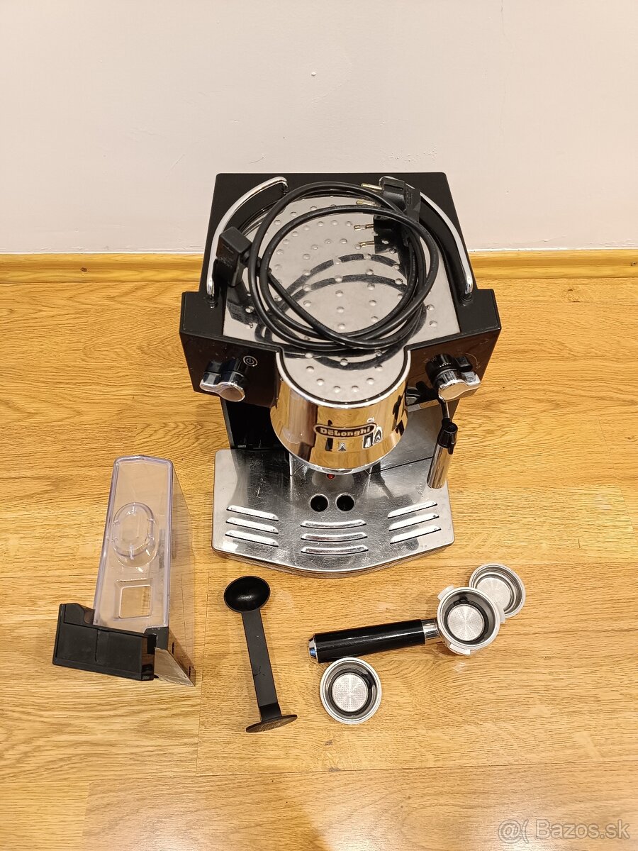 Delonghi EC820B - 5