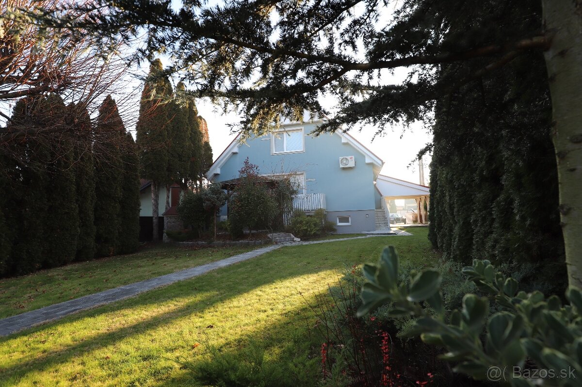 Kompletne zrekonštruovaný 5 izbový rodinný dom,pozemok 659m2 - 5