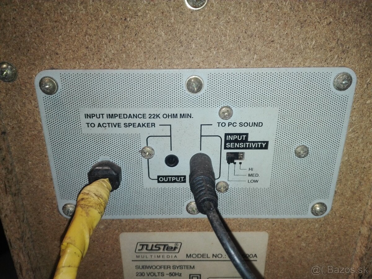 Reprobedňa so zosilovačom 50 W. Subwoofer. - 5