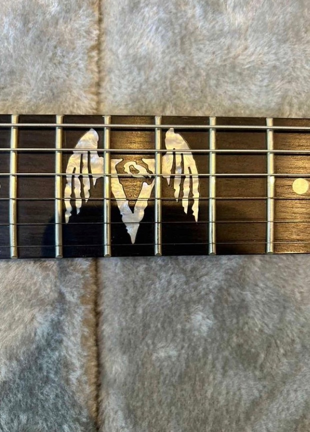 ESP LTD Vulture - 5