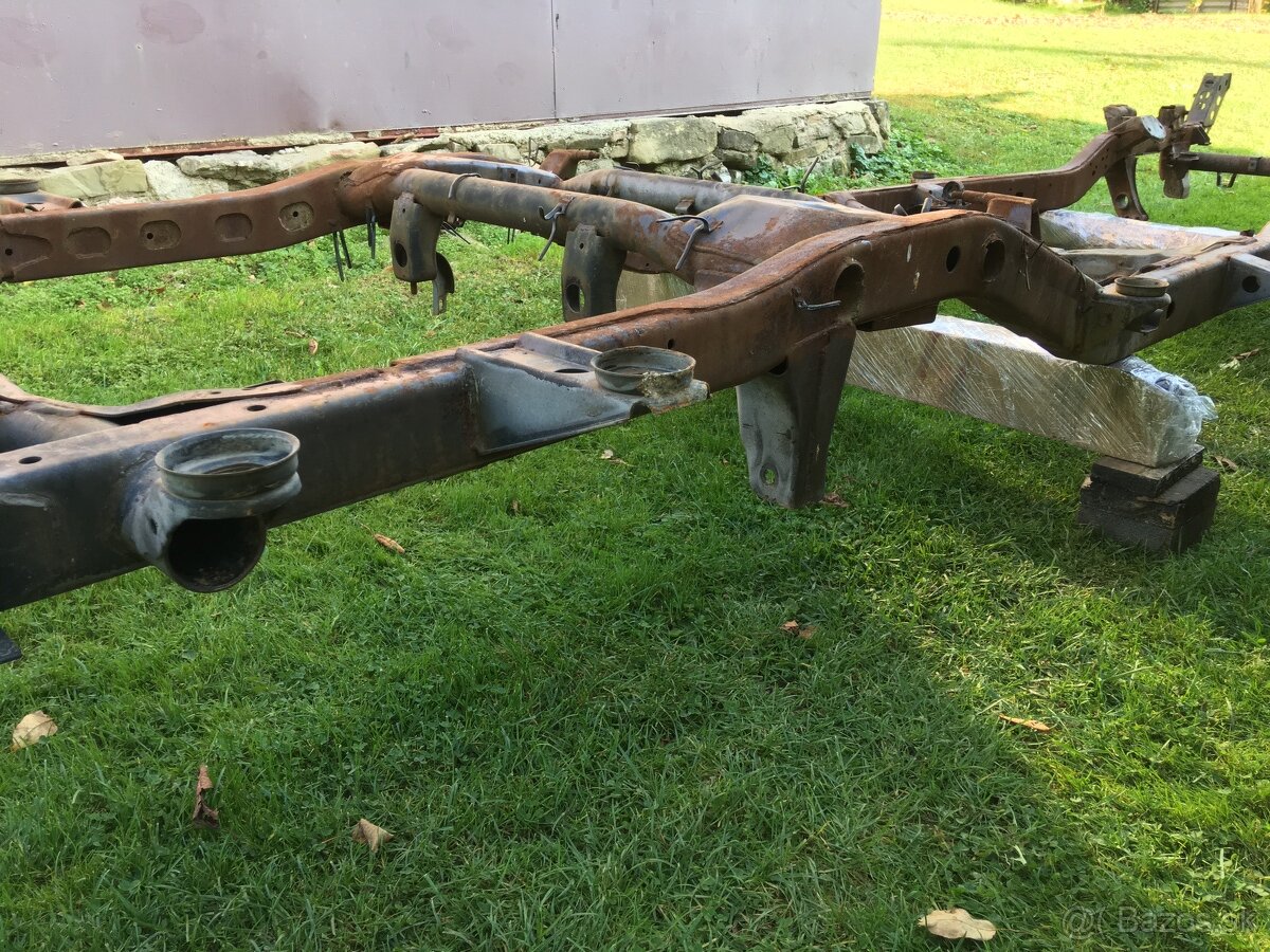 Hyundai galloper šasi pajero 1 - 5