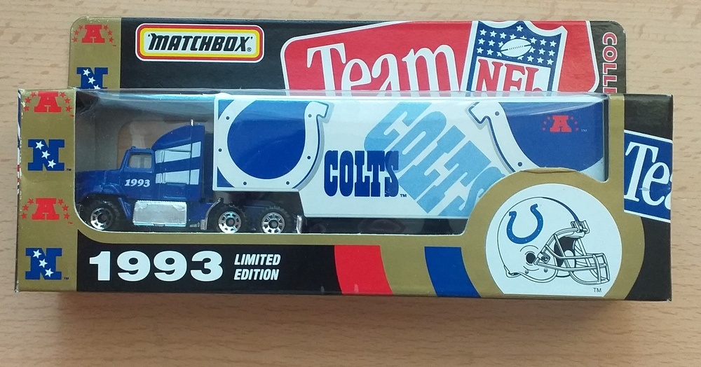 matchbox convoy cy109 Ford Aeromax NFL 1993 č. 2 - 5
