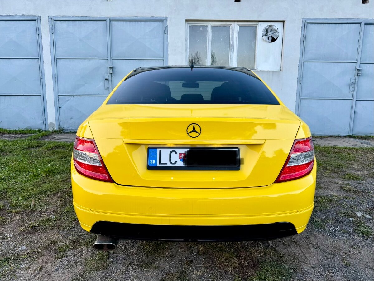 MERCEDES-BENZ C200CDI W204 3M FÓLIA MODEL 2011 - 5