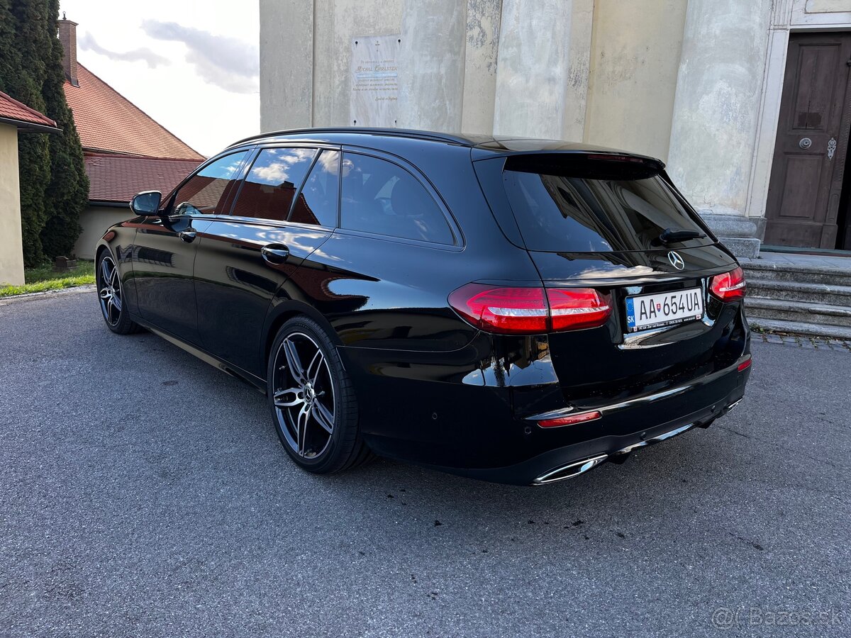 Mercedes-Benz E400d T 4matic AMG 3/2019 Webasto Top stav - 5