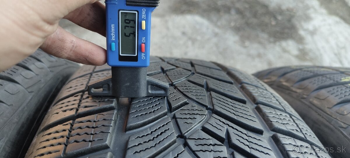 Zimné Goodyear Ultragrip ICE 235/55/19 105T - 5