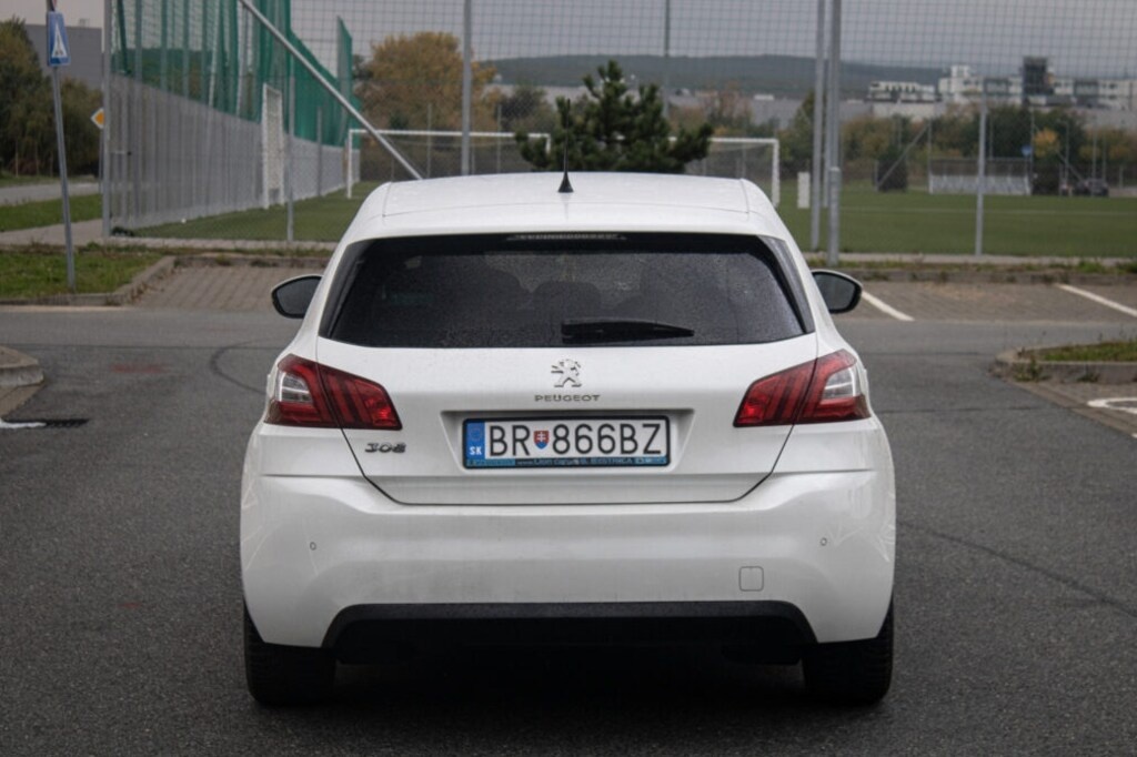 Peugeot 308 1.2 e-THP 130k Allure - 5
