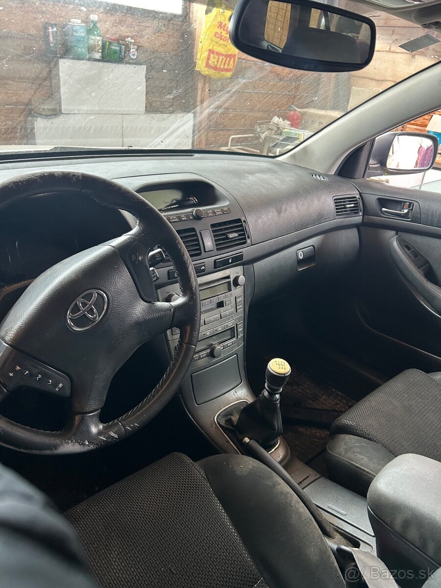 Toyota Avensis 2.2 diesel 2006 - 5
