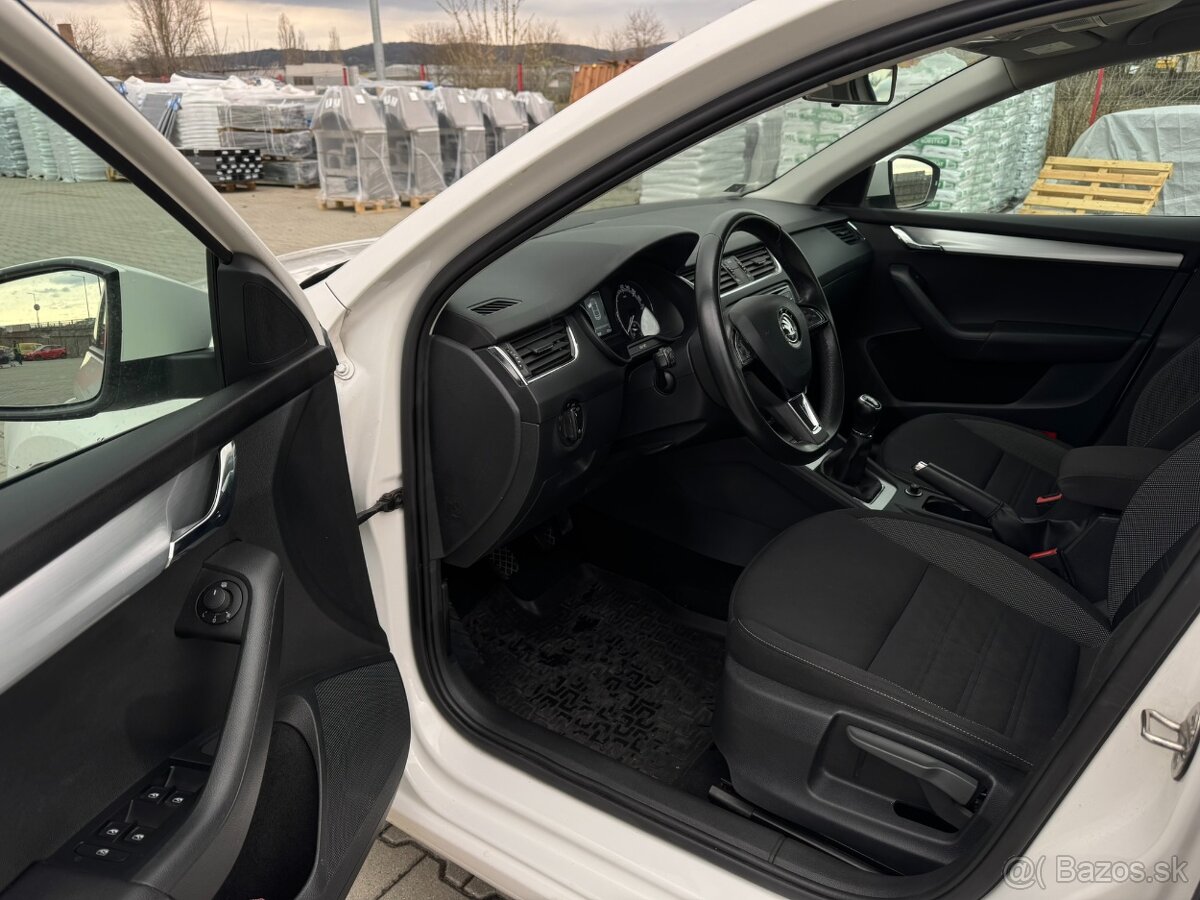 Škoda Octavia 1.0 TSI 115k Ambition - 5