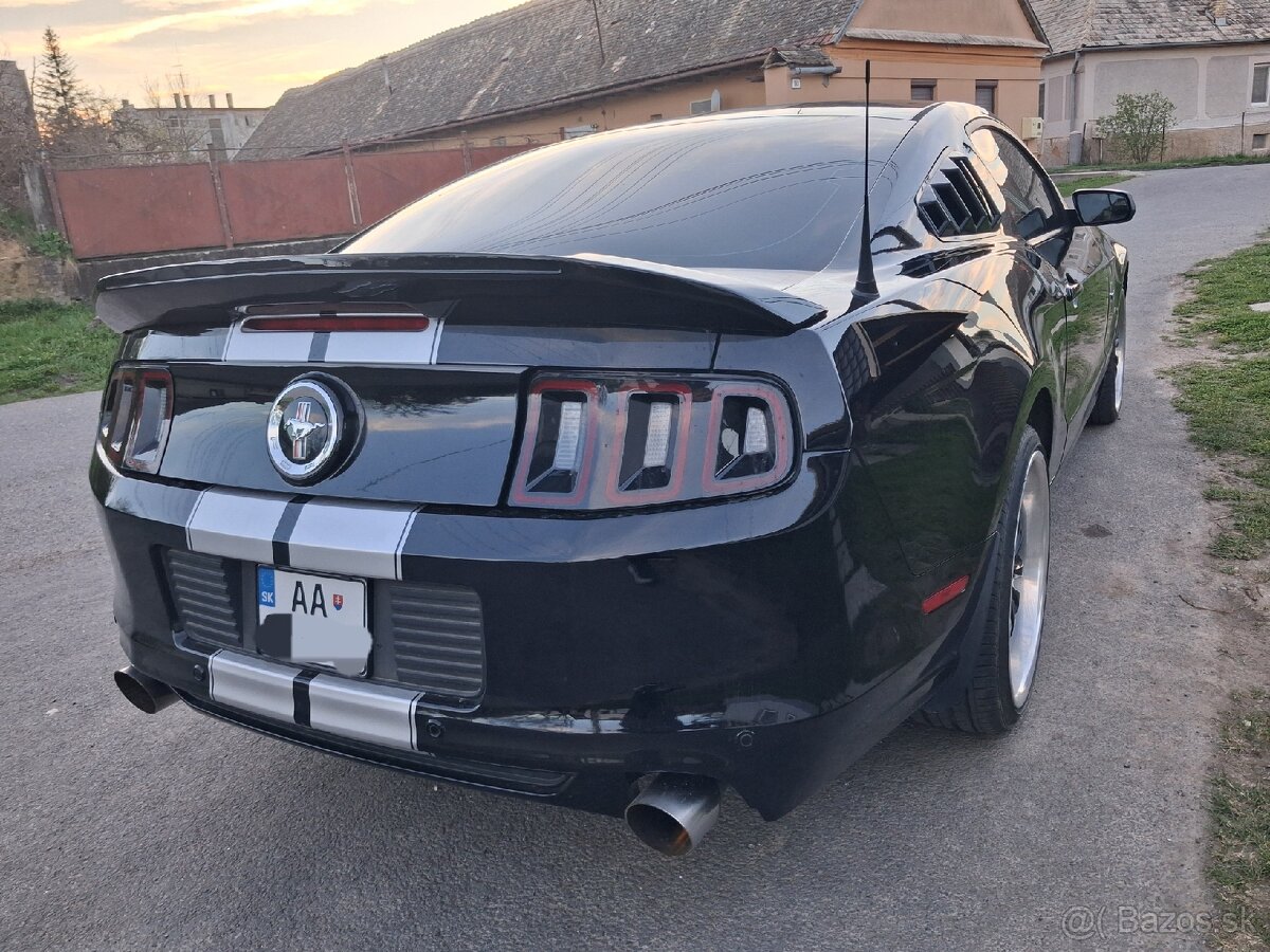 Ford mustang - 5