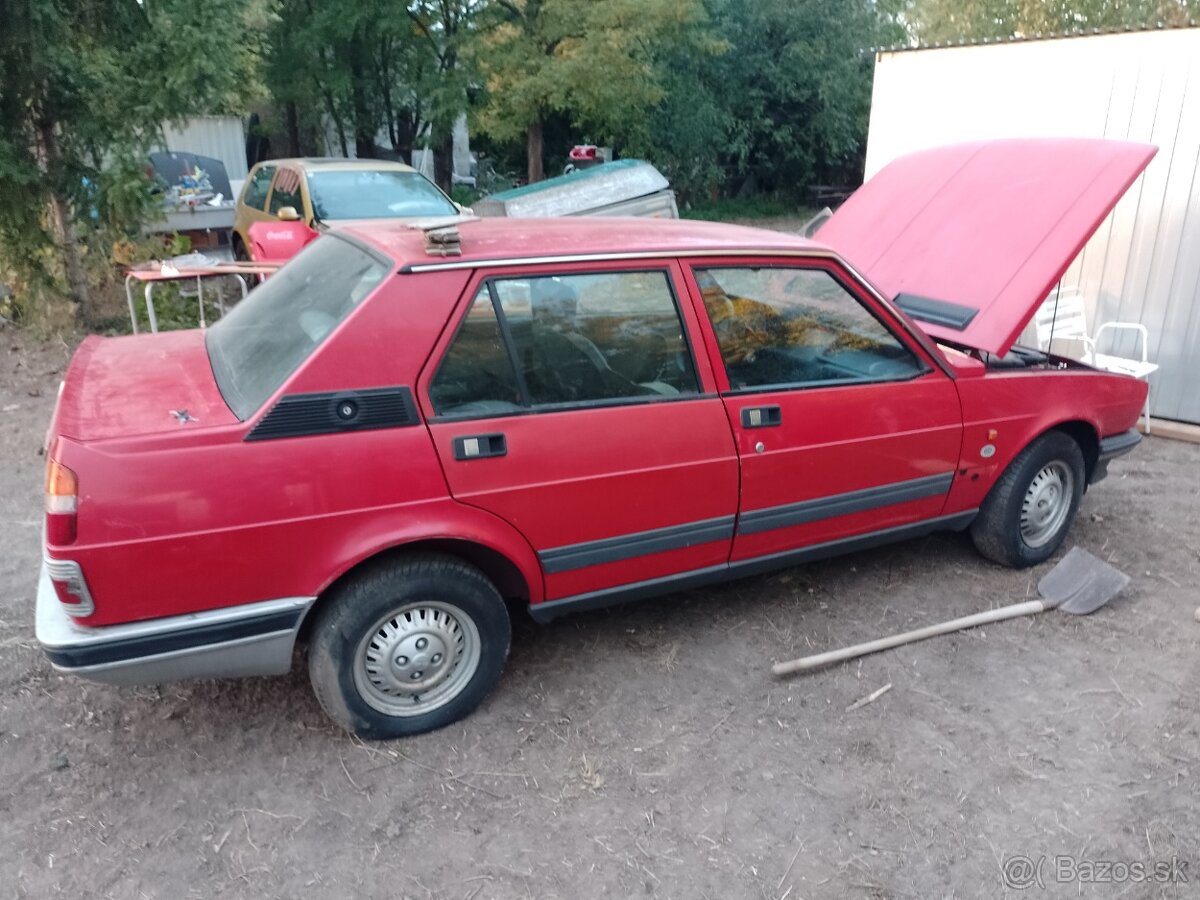 Alfa Rómeó gulietta 16 - 5