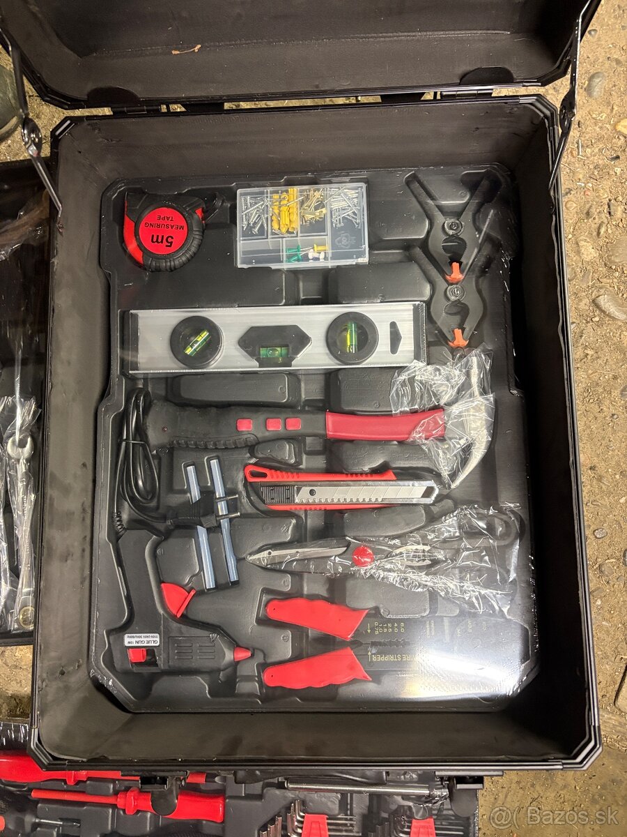 Kufor s náradím - 5