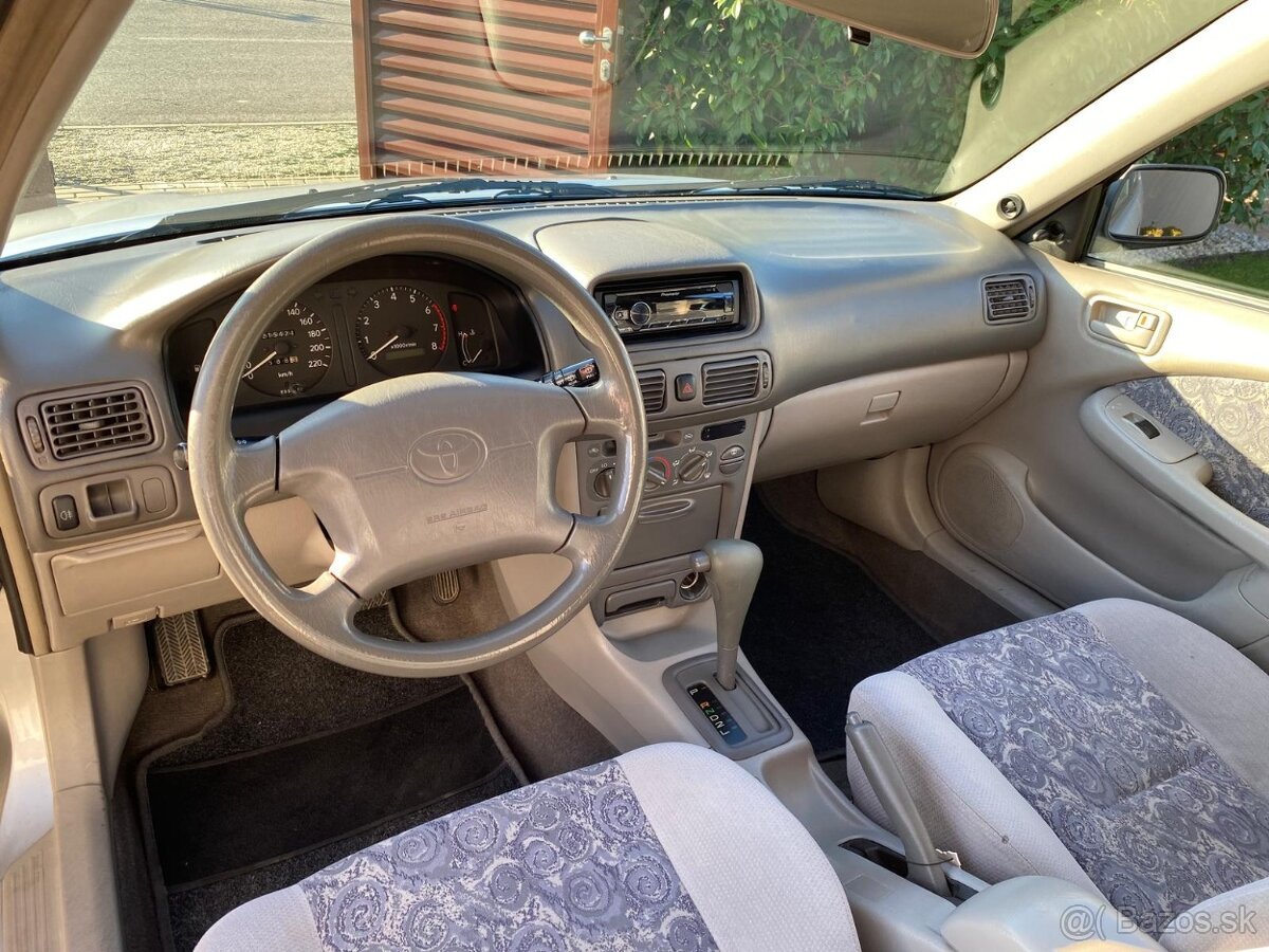 Toyota Corolla, Automat, 1.4 benzín - 5