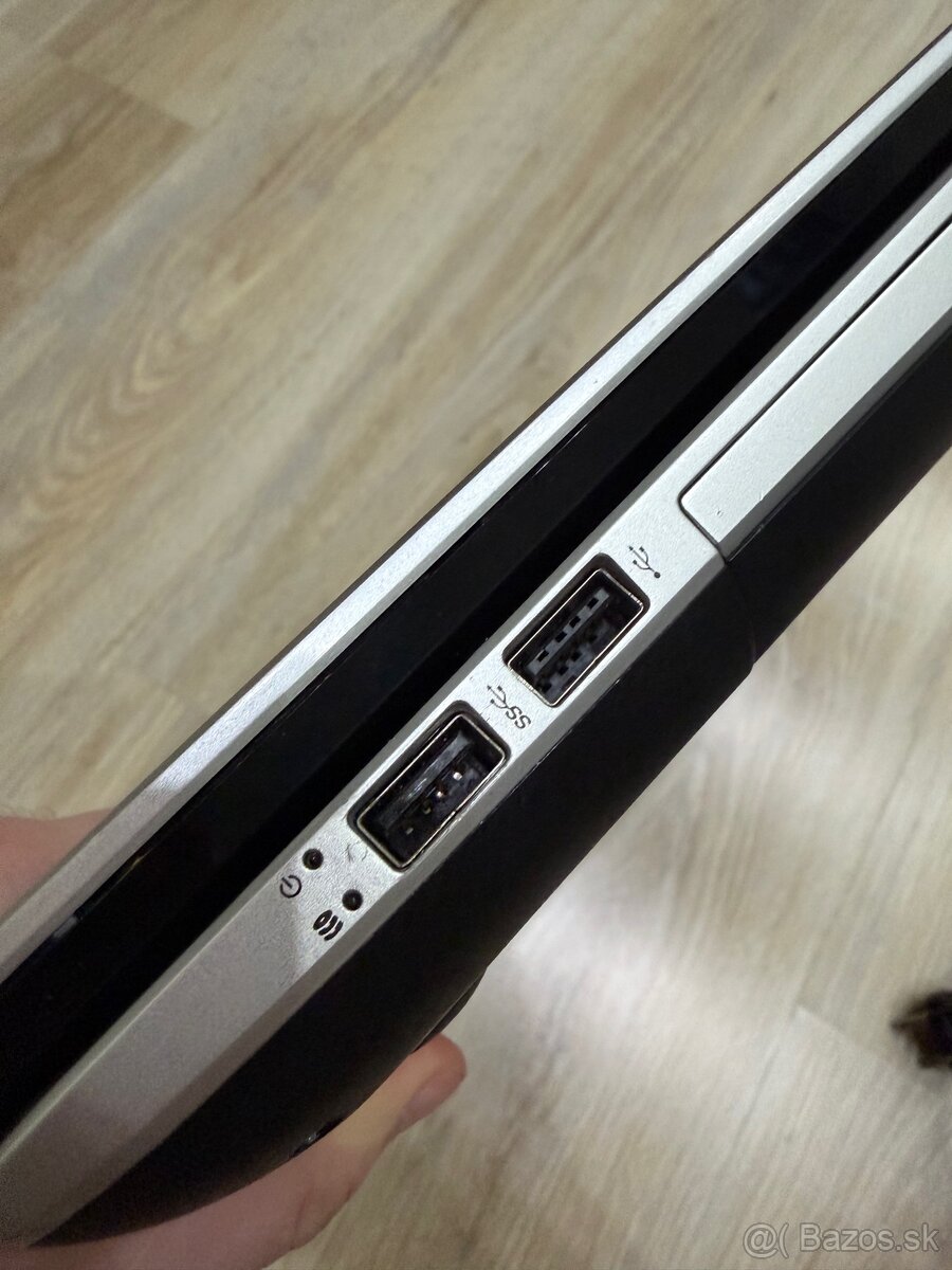 HP Pavilion dv7 - 7000 series - 5