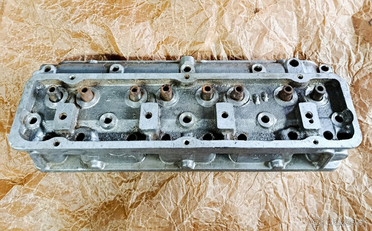 Uaz, Volha 21 - hlava válců - UMZ - 5