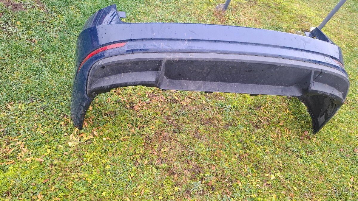 Predám zadný nárazník Škoda Superb III (B8 - 5