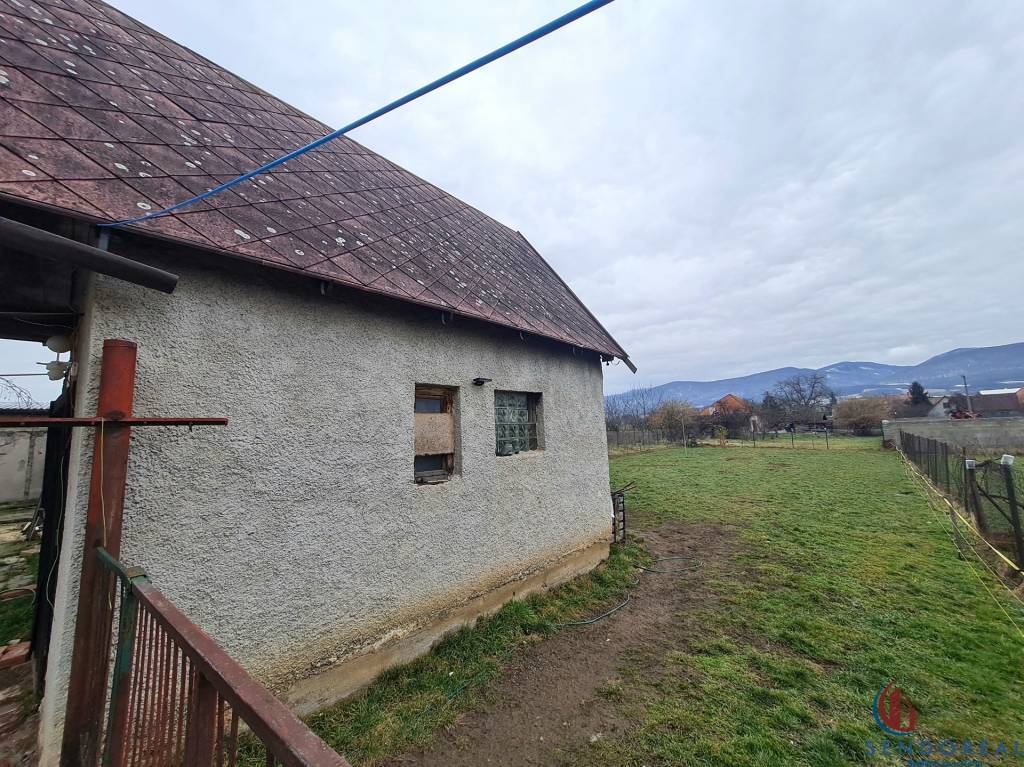 5.izb RD Čereňany pozemok 1028m - 5