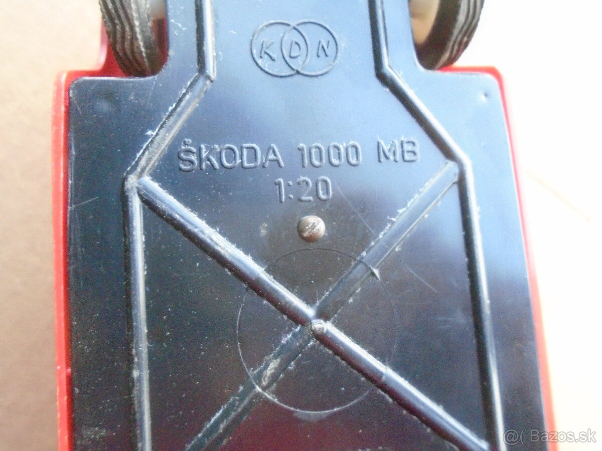 Stará hračka škoda 1000MB KDN - 5