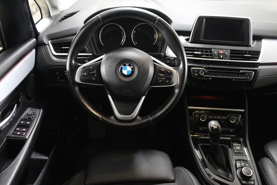 BMW Rad 2 Active Tourer 2 218d Sport Line A/T - 5