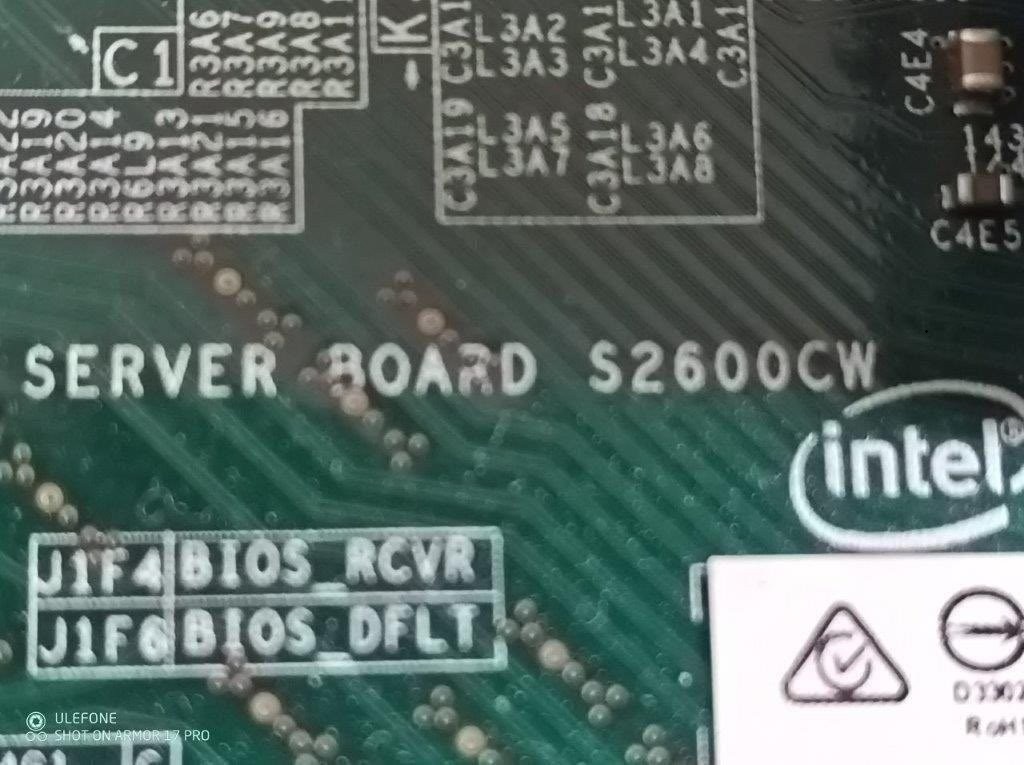 Intel Server S2600CW LGA 2011-3r - 5