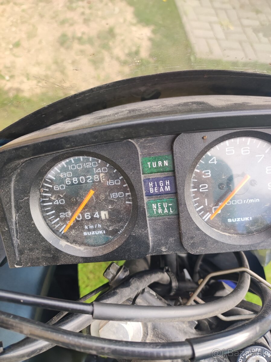 Suzuki DR 650 RSE