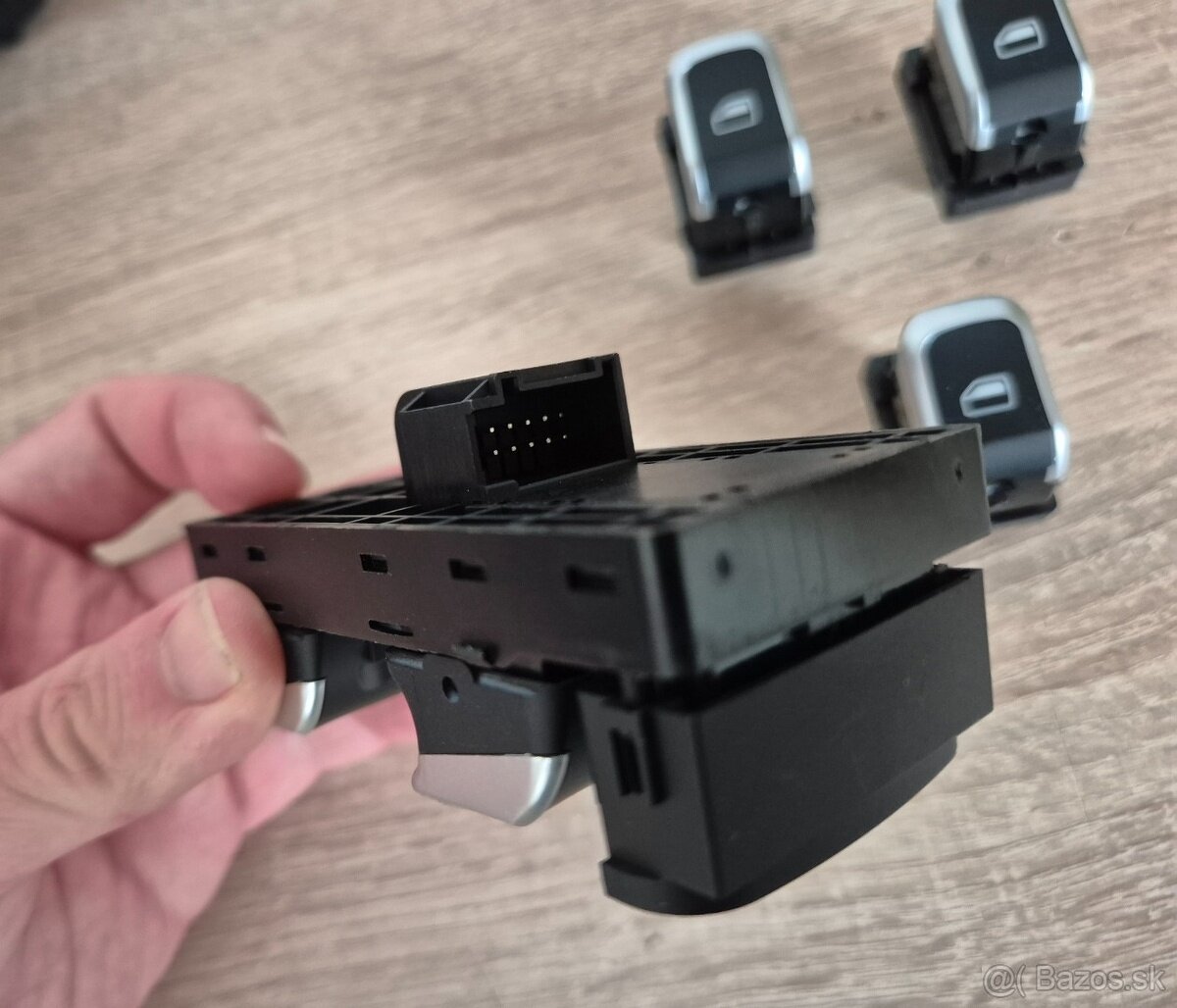 SADA VYPINACOV INTERIERU AUDI A4 A5 Q5 - 5