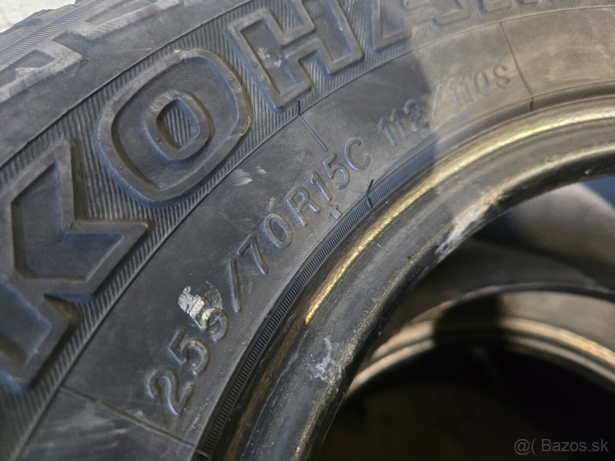Yokoham Geolandar 255/70 R15 A/T-S - 5