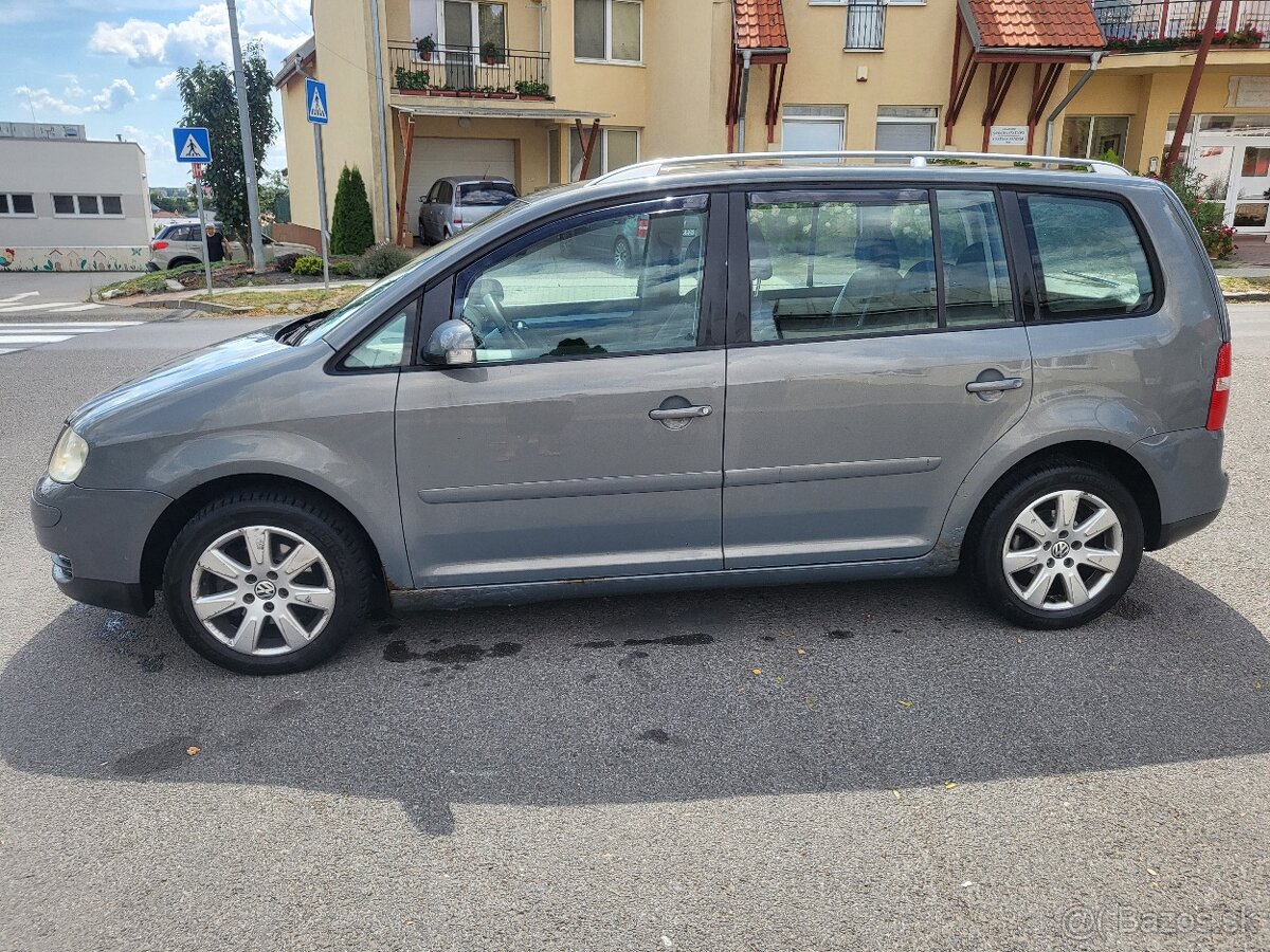 Predam vw touran 2.0 tdi 103kw - 5
