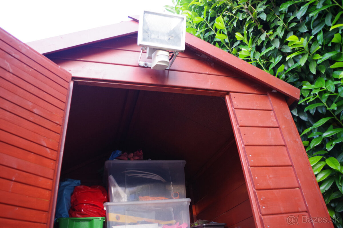 Drevený záhradný domček - 5