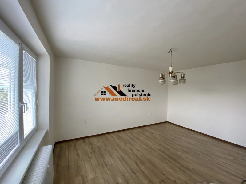 Veľmi pekný 2-izbový byt na predaj - 5