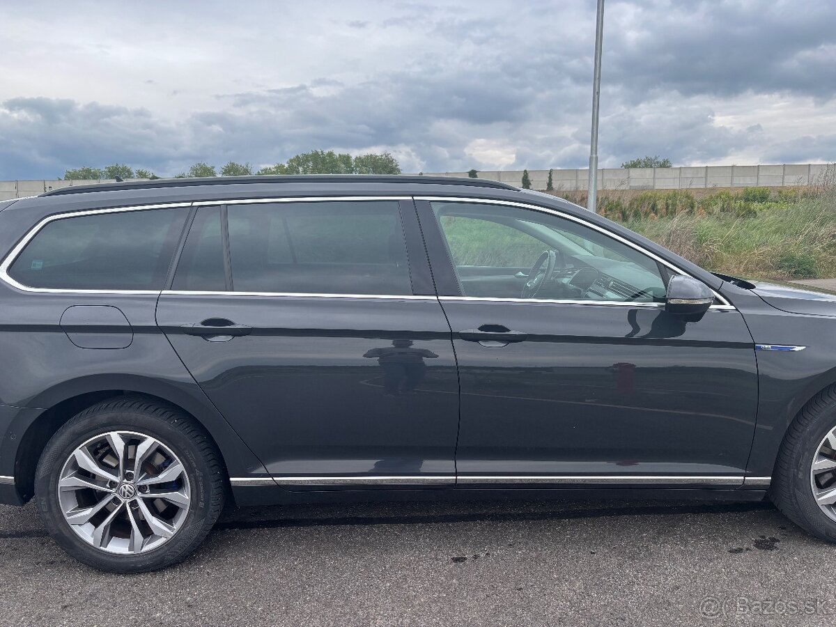 VW Passat GTE - 5
