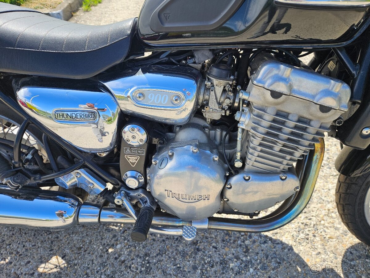 Triumph Thunderbird 900 - 5