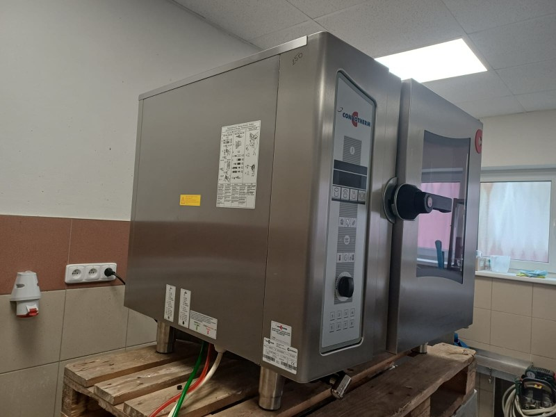 Konvektomat Convotherm OEB 6.10 – použitý - 5