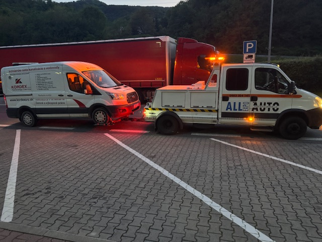 Odťahová služba Banská Bystrica celá SR+ EU - 5