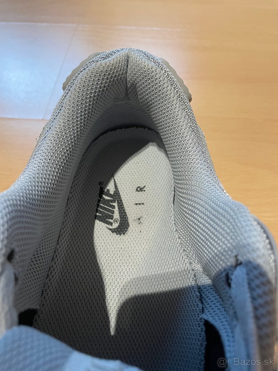 Superdry + 2x Nike Air Max - 5