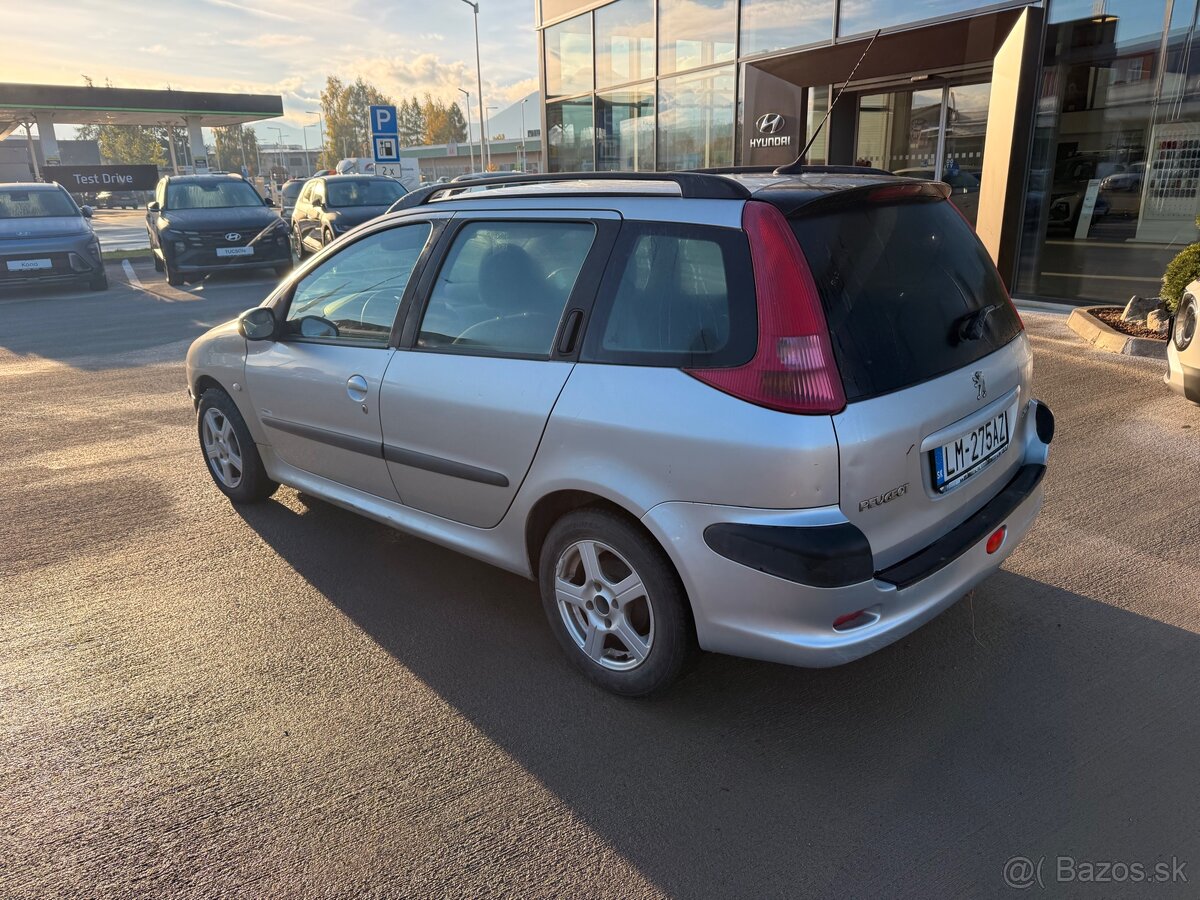 Peugeot 206 SW - 5