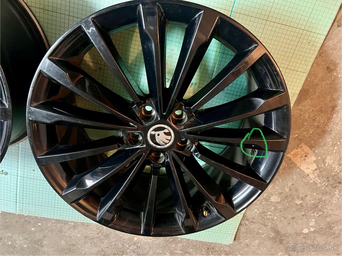 Škoda Trinity R19 - 5