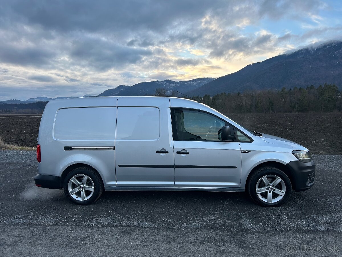 VW Caddy-maxi 1,6 TDi - - 5