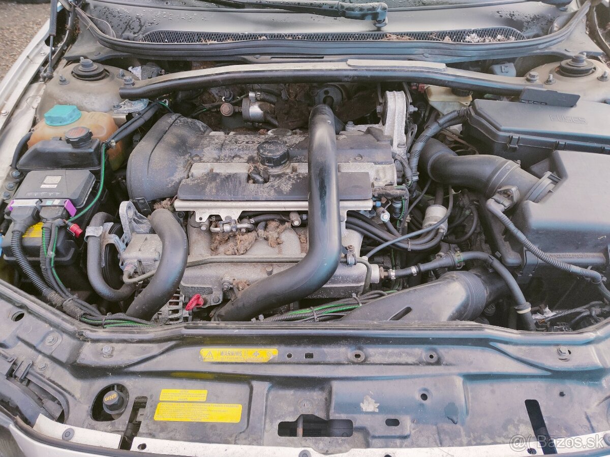 Volvo S60 2,4T 147kw - náhradní díly - 5