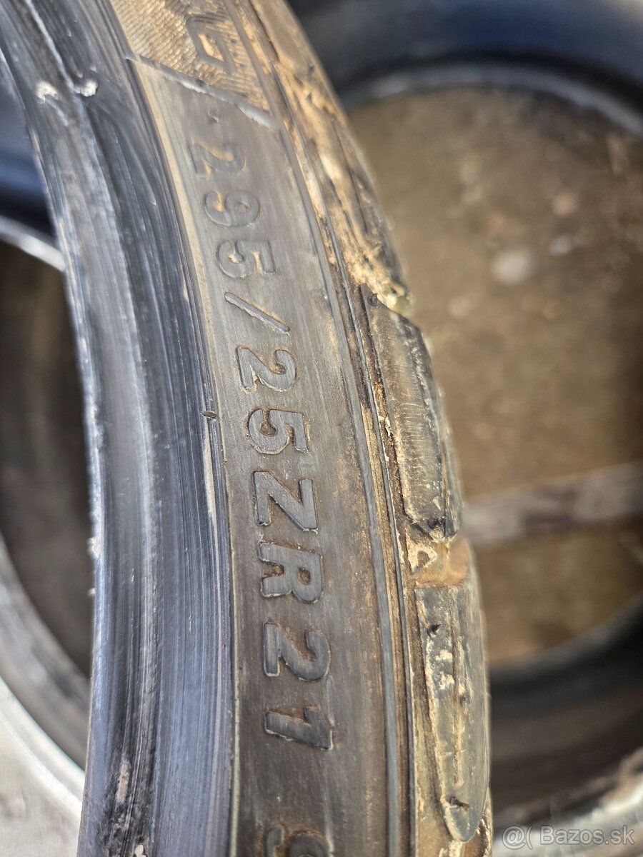 295/25 r21 Falken letne - 5