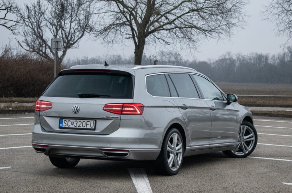 Volkswagen Passat Variant 2.0 BiTDI 240k Highline 4MOTION - 5