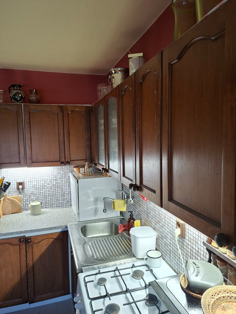 Kuchynská linka. - 5