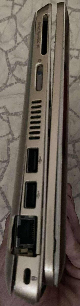 Predám funkční nt hp mini 3660 100 Intel Atom 2 gb ram - 5