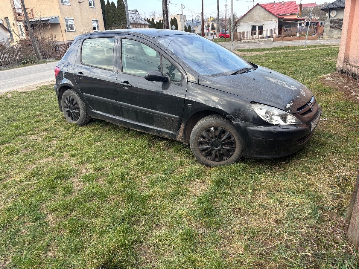 ROZPREDÀM PEUGOT 307 1.6 benzín 80kw - 5