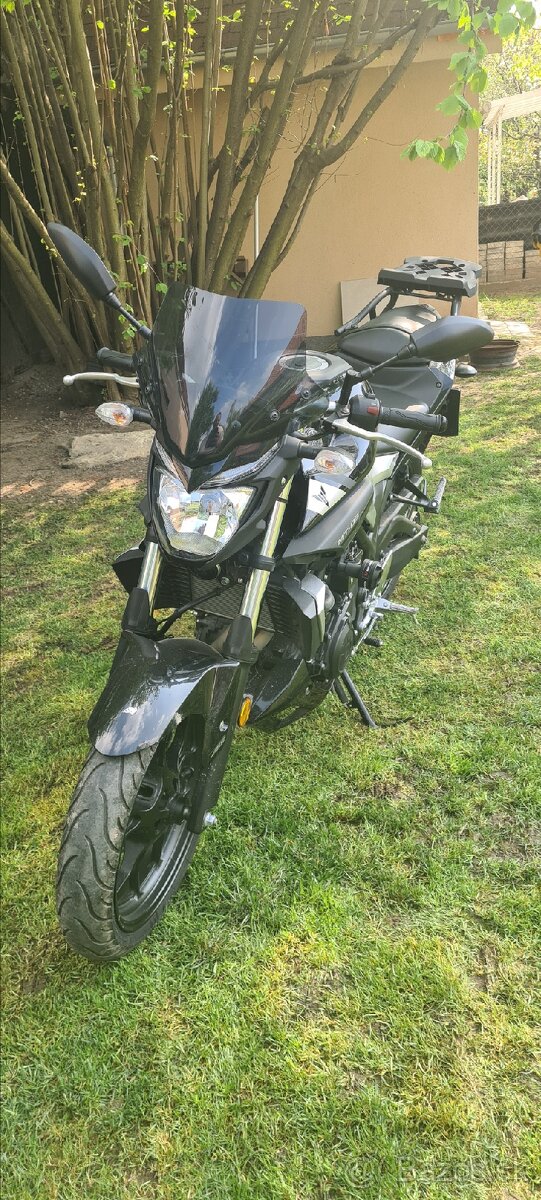 YAMAHA MT03 - 5