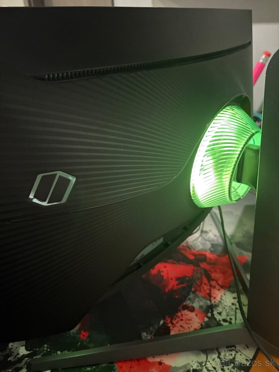 Samsung Odyssey G7 (27) - 5