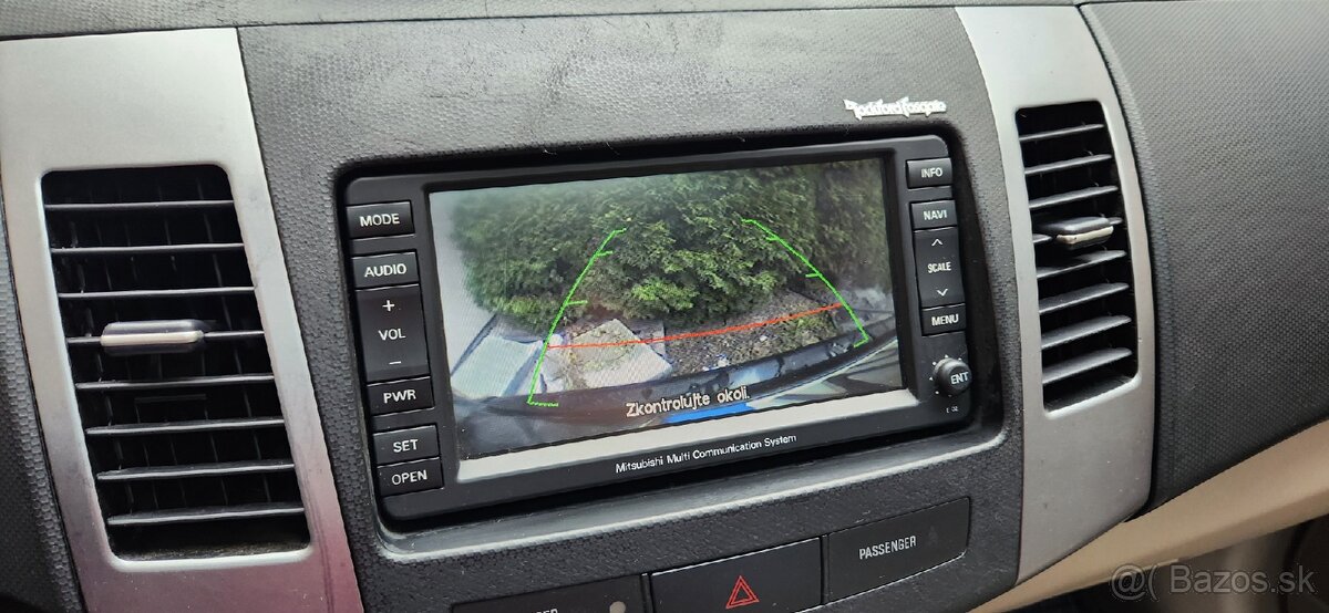 Mitsubishi Outlander 2.2, nafta - 5