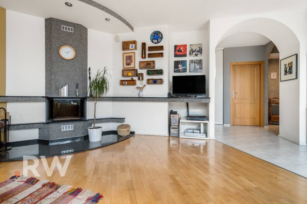 VEĽKORYSÝ 4 izb. 130 m2 + balkón - PREZIDENTSKÝ PALÁC - Star - 5