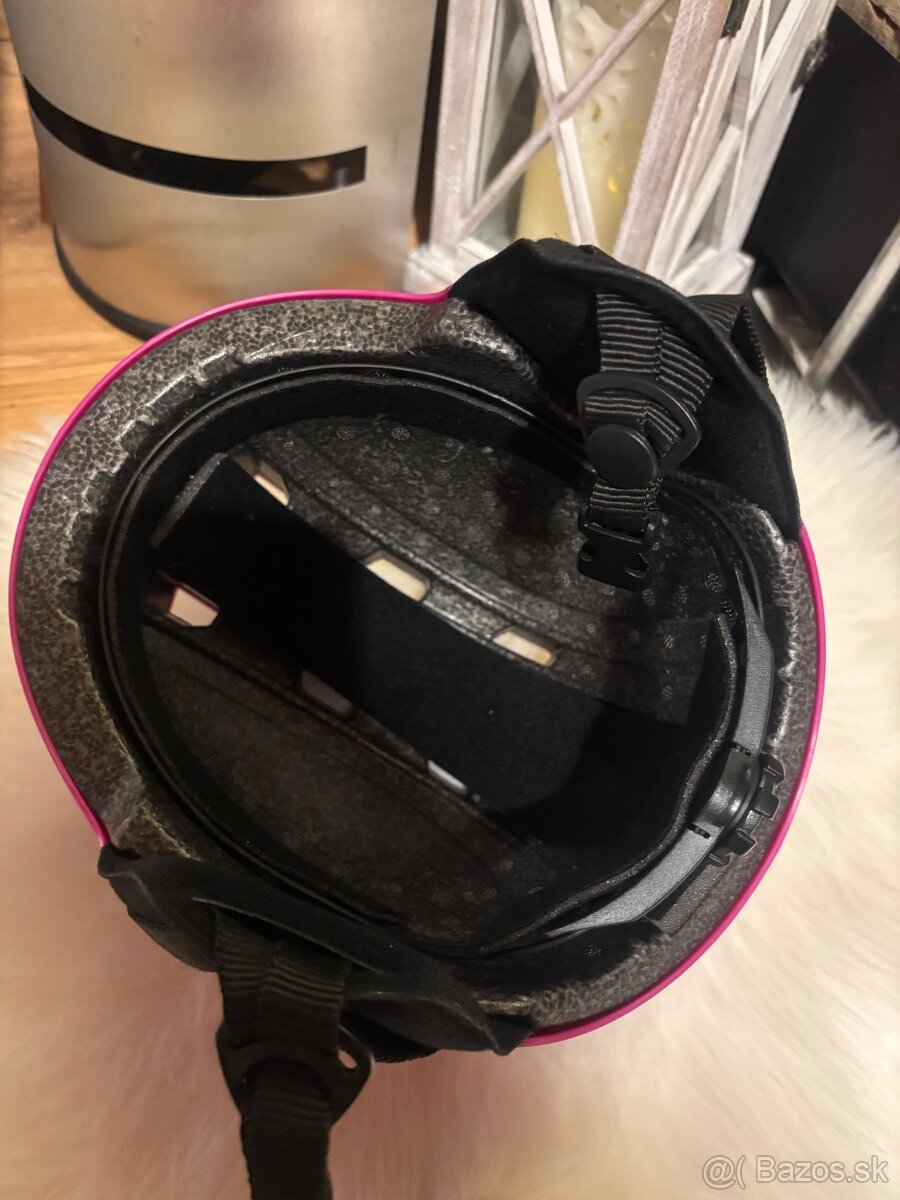 Dievčenská prilba - 5