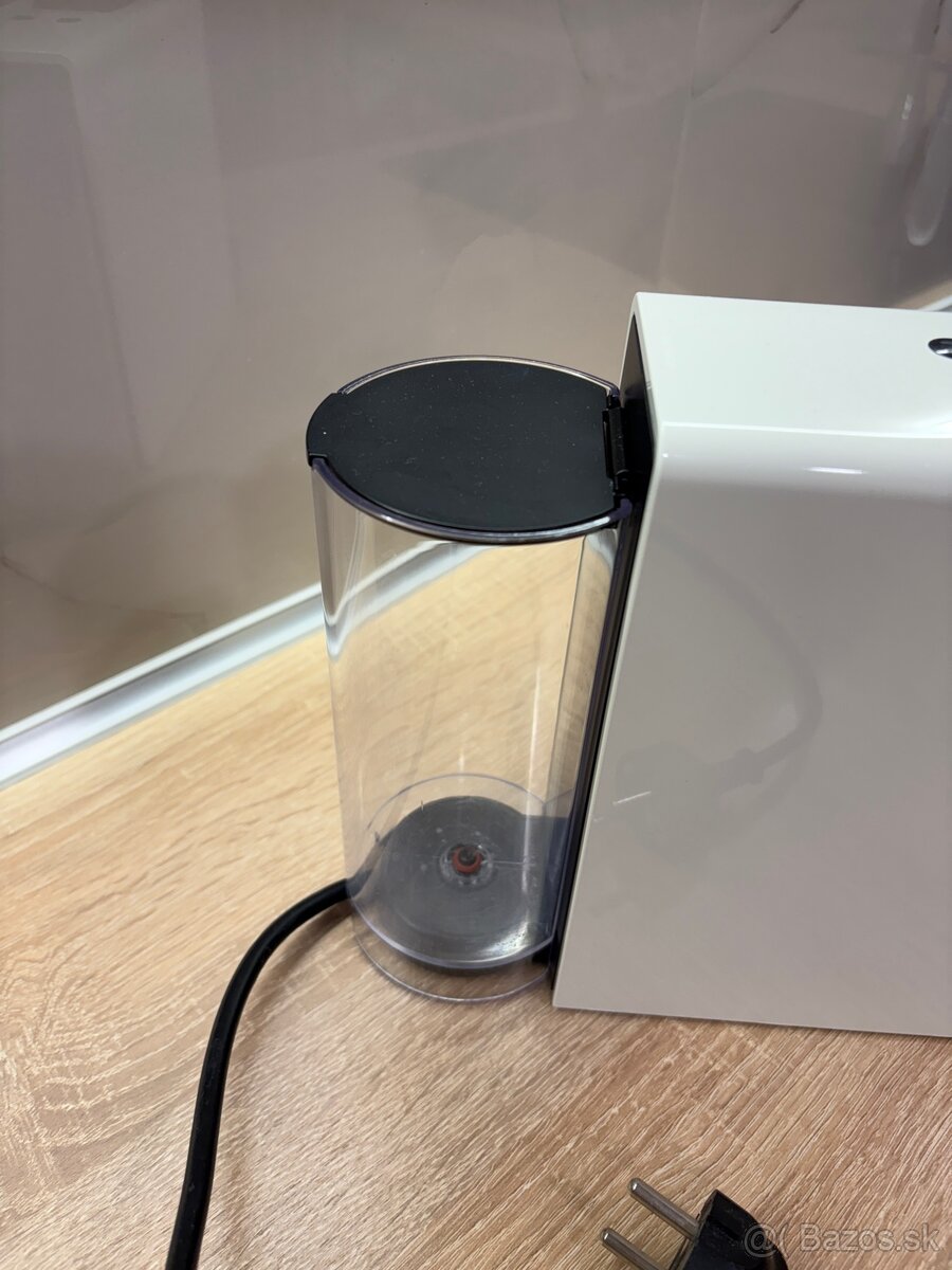 Kapsulový kávovar - Nespresso Essenza Mini - 5