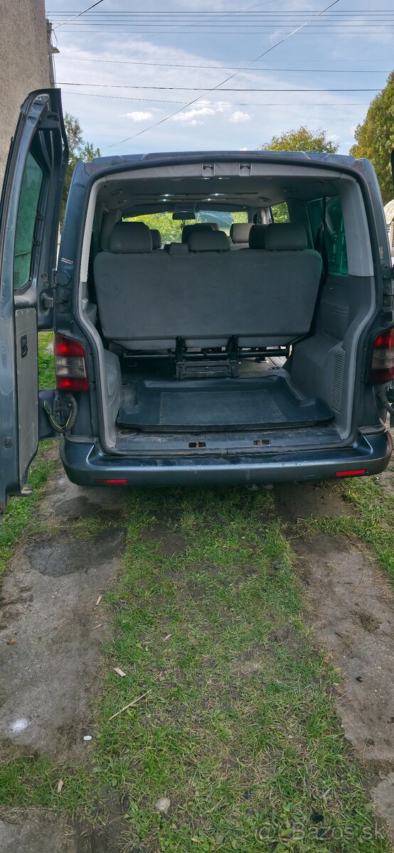 Predám VW caravelle 2.5tdi 4 motion - 5